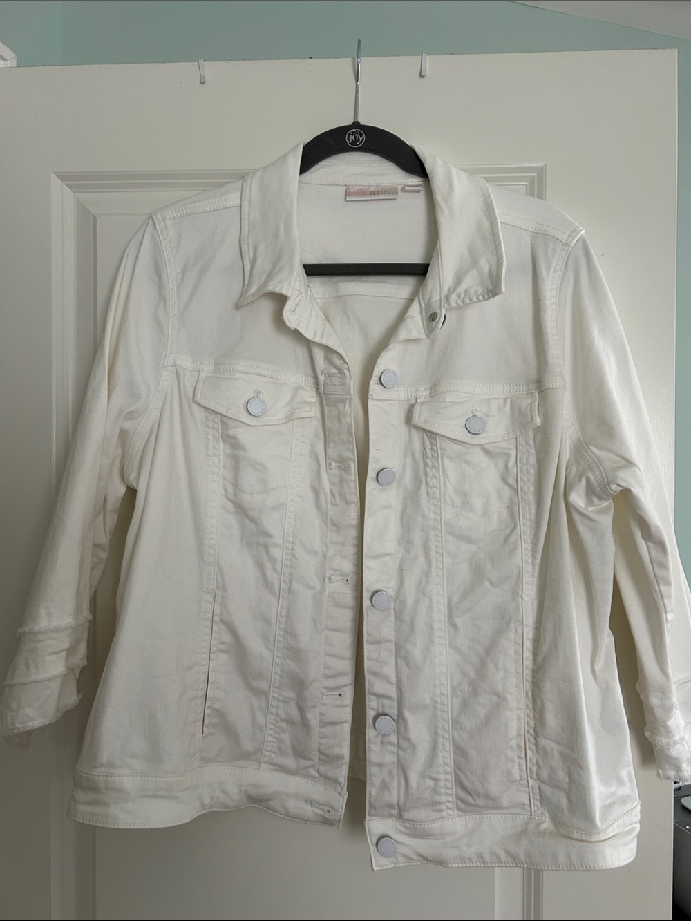 Belle by Kim Gravel White Women's Denim Jacket - Button-Front